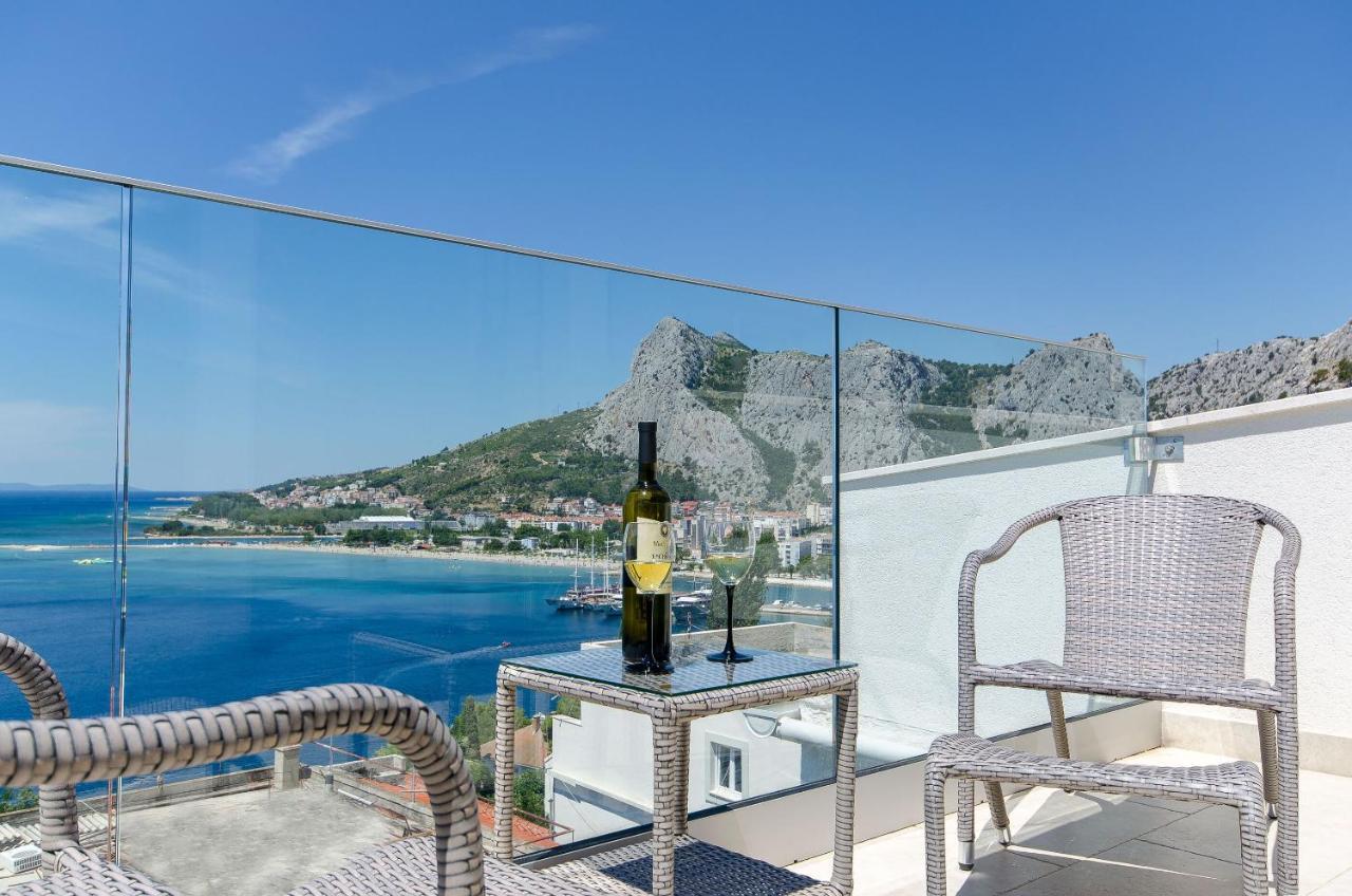 Apartment Sreta Omiš Exterior foto