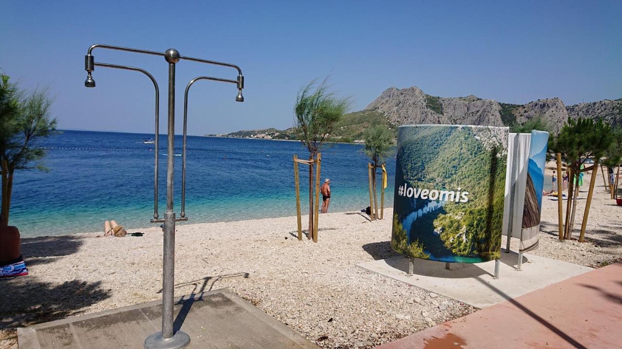 Apartment Sreta Omiš Exterior foto